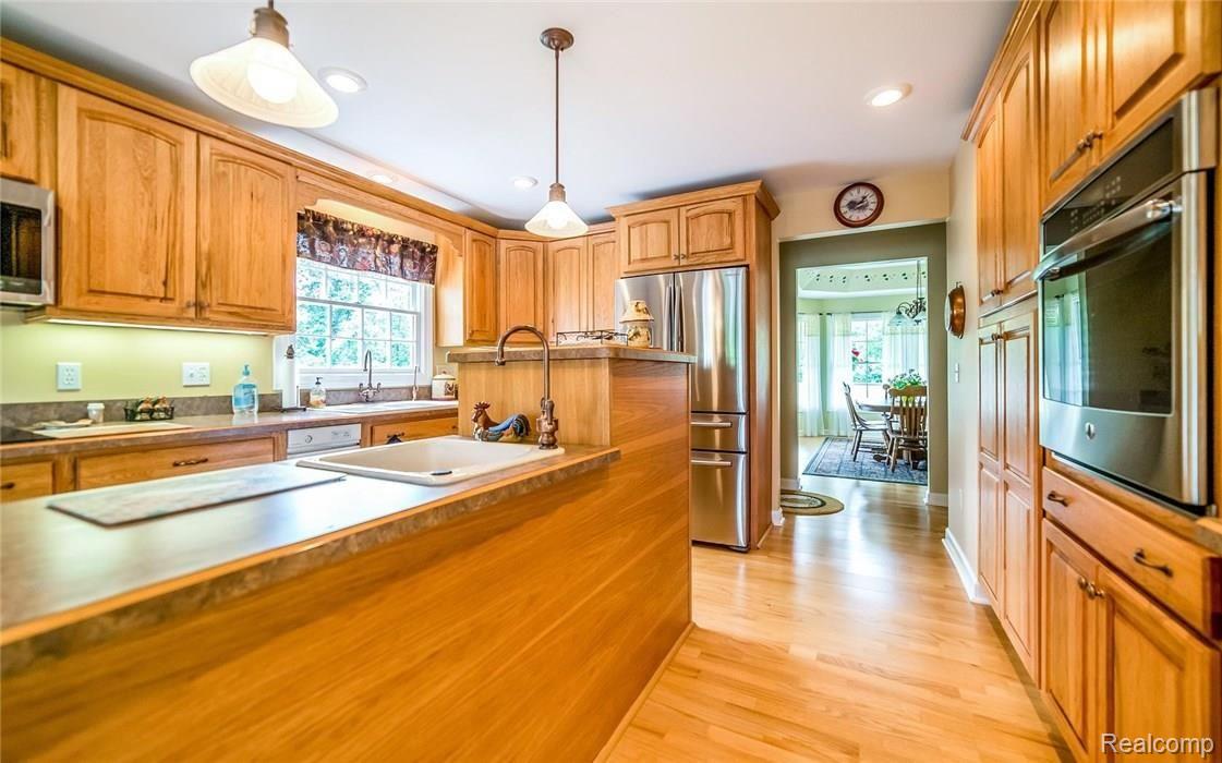 4964 Bullard Road Hartland, MI 48353 - Photo 14 of 40 14.jpg