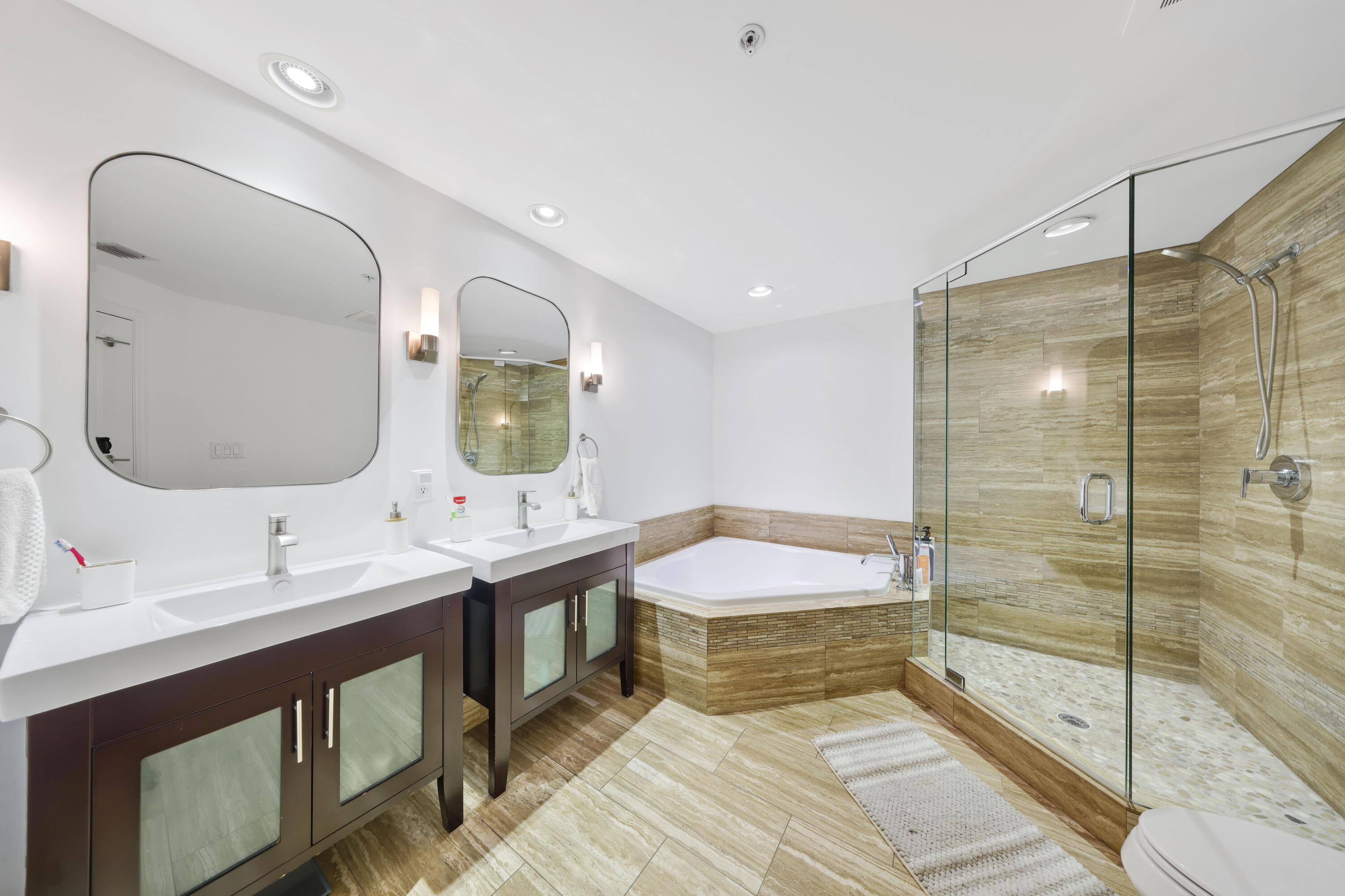 235 Northeast 1st Street, Unit 411 Delray Beach, FL 33444 - Photo 27 of 37 235 Northeast 1st Ave - 42.jpg-FULL