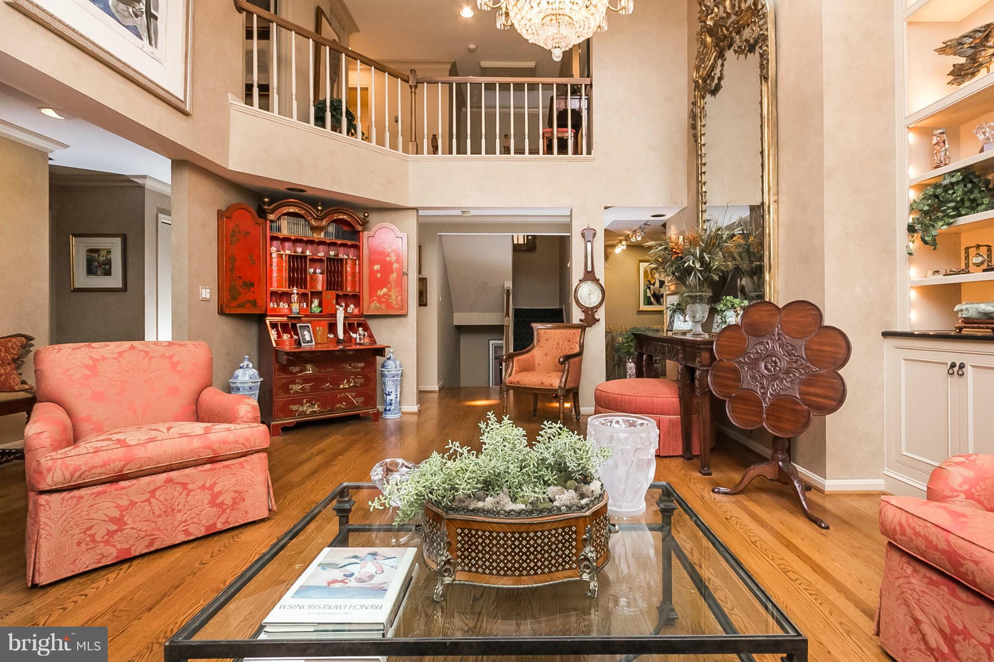 16 Raisin Tree Circle Baltimore, MD 21208 - Photo 5 of 29 Living Room