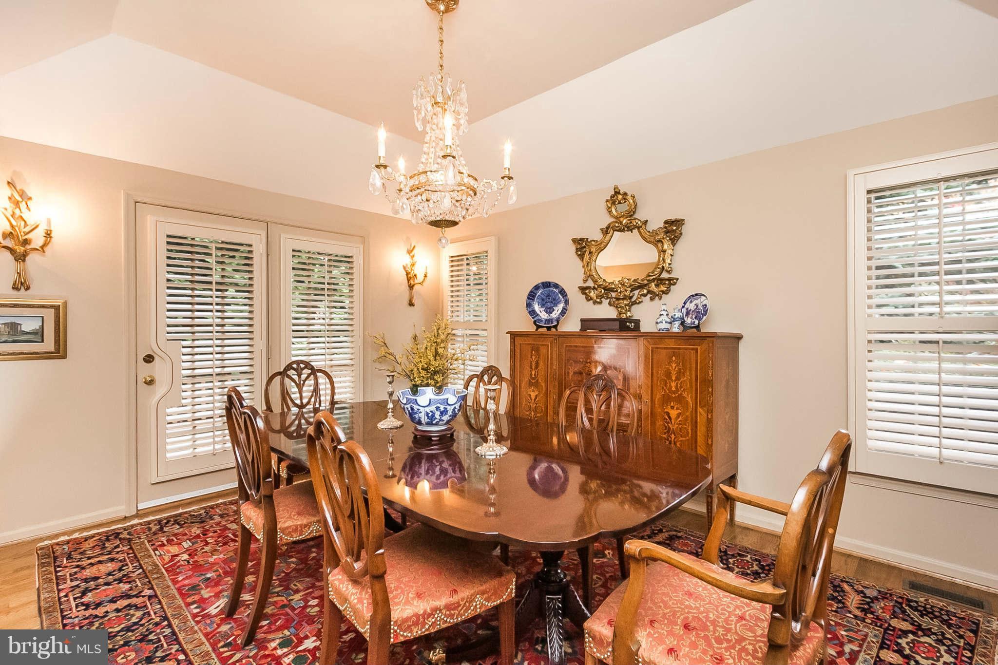 16 Raisin Tree Circle Baltimore, MD 21208 - Photo 7 of 29 Dining Room