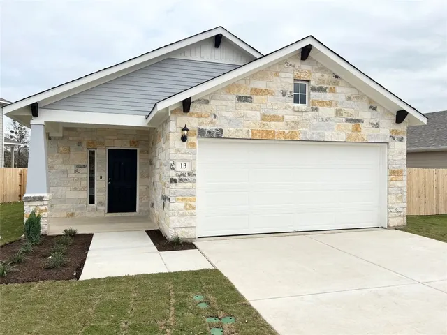 $1,795 | 13 Bent Trl Lane, Georgetown, TX 78628