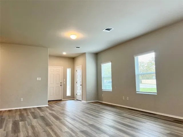 $1,795 | 13 Bent Trl Lane, Georgetown, TX 78628