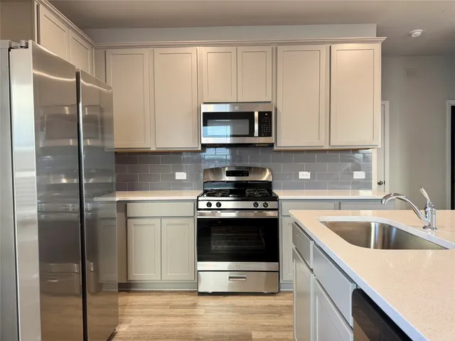 $1,795 | 13 Bent Trl Lane, Georgetown, TX 78628