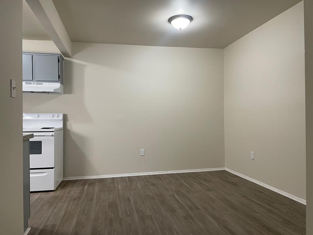 19250 Wick Road, Unit 115 Allen Park, MI 48101 - Photo 4 of 15 0-3