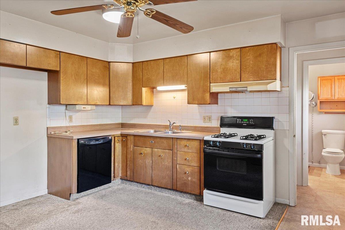 1920 Fairfield Drive Springfield, IL 62702 - Photo 8 of 24 Gallery Image 8