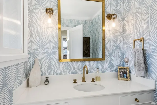 $6,680,000 | 7 Britton Avenue, Belvedere, CA 94920