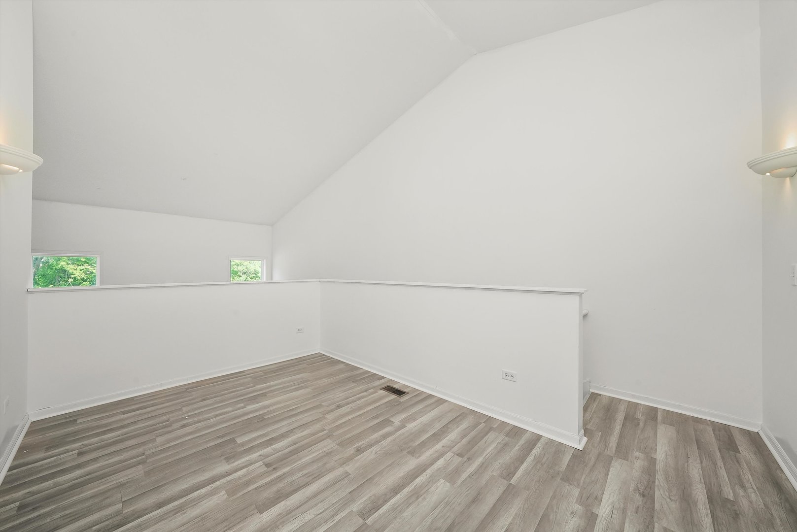 550 Birch Road Woodstock, IL 60098 - Photo 17 of 47 Gallery Image 17