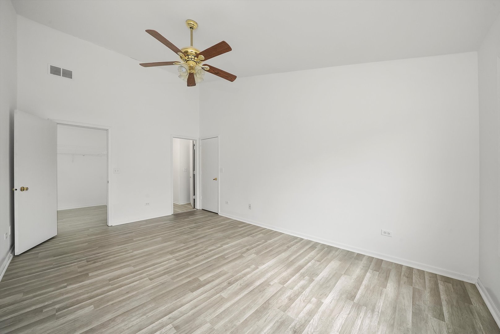 550 Birch Road Woodstock, IL 60098 - Photo 24 of 47 Gallery Image 24