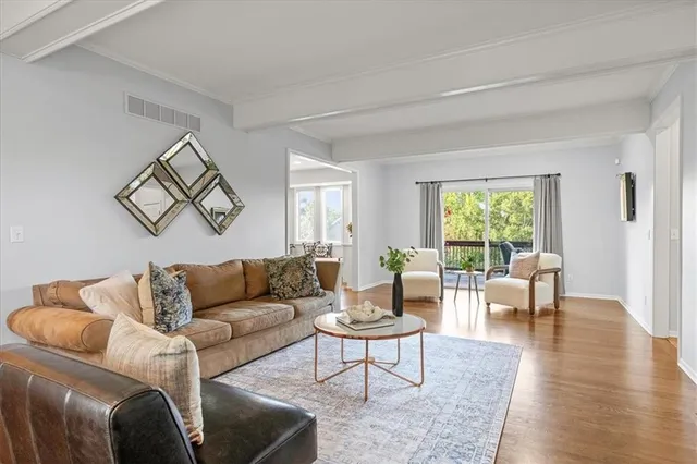 $799,900 | 3850 West 183rd Street, Stilwell, KS 66085