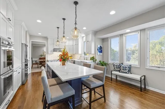 $799,900 | 3850 West 183rd Street, Stilwell, KS 66085