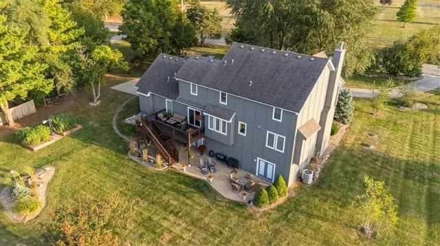 $799,900 | 3850 West 183rd Street, Stilwell, KS 66085