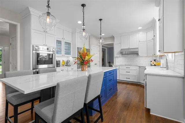 $799,900 | 3850 West 183rd Street, Stilwell, KS 66085