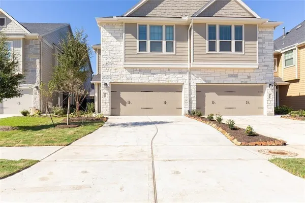 $2,400 | 5546 Sallow Bay Lane, Fulshear, TX 77441