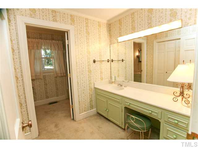 1000 Mulberry Road Clayton, NC 27520 - Photo 18 of 24 Master Bath/Spa