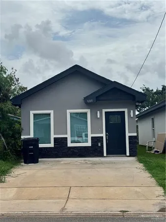 $1,000 | 1219 South 16th Street, McAllen, TX 78501