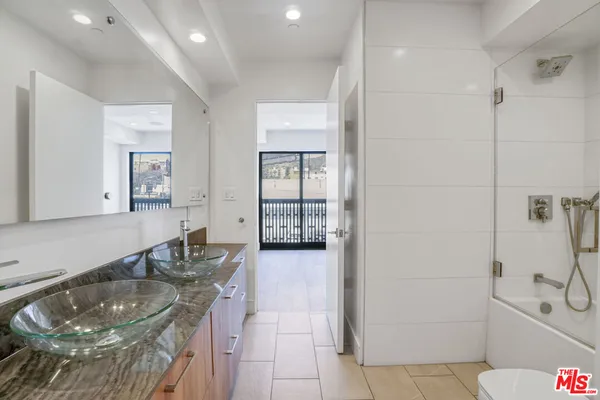 $1,149,000 | 1445 1/4 North Martel Avenue, Los Angeles, CA 90046