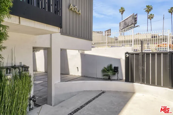 $1,149,000 | 1445 1/4 North Martel Avenue, Los Angeles, CA 90046