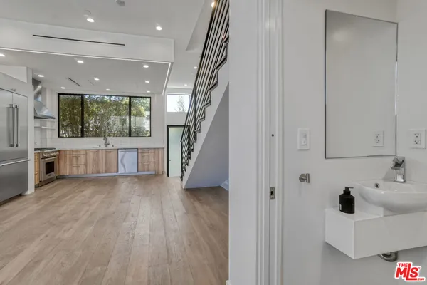 $1,149,000 | 1445 1/4 North Martel Avenue, Los Angeles, CA 90046