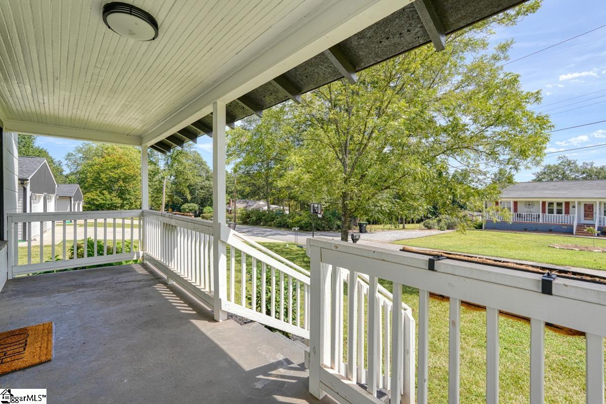 31 Bridges Street Inman, SC 29349 - Photo 3 of 19