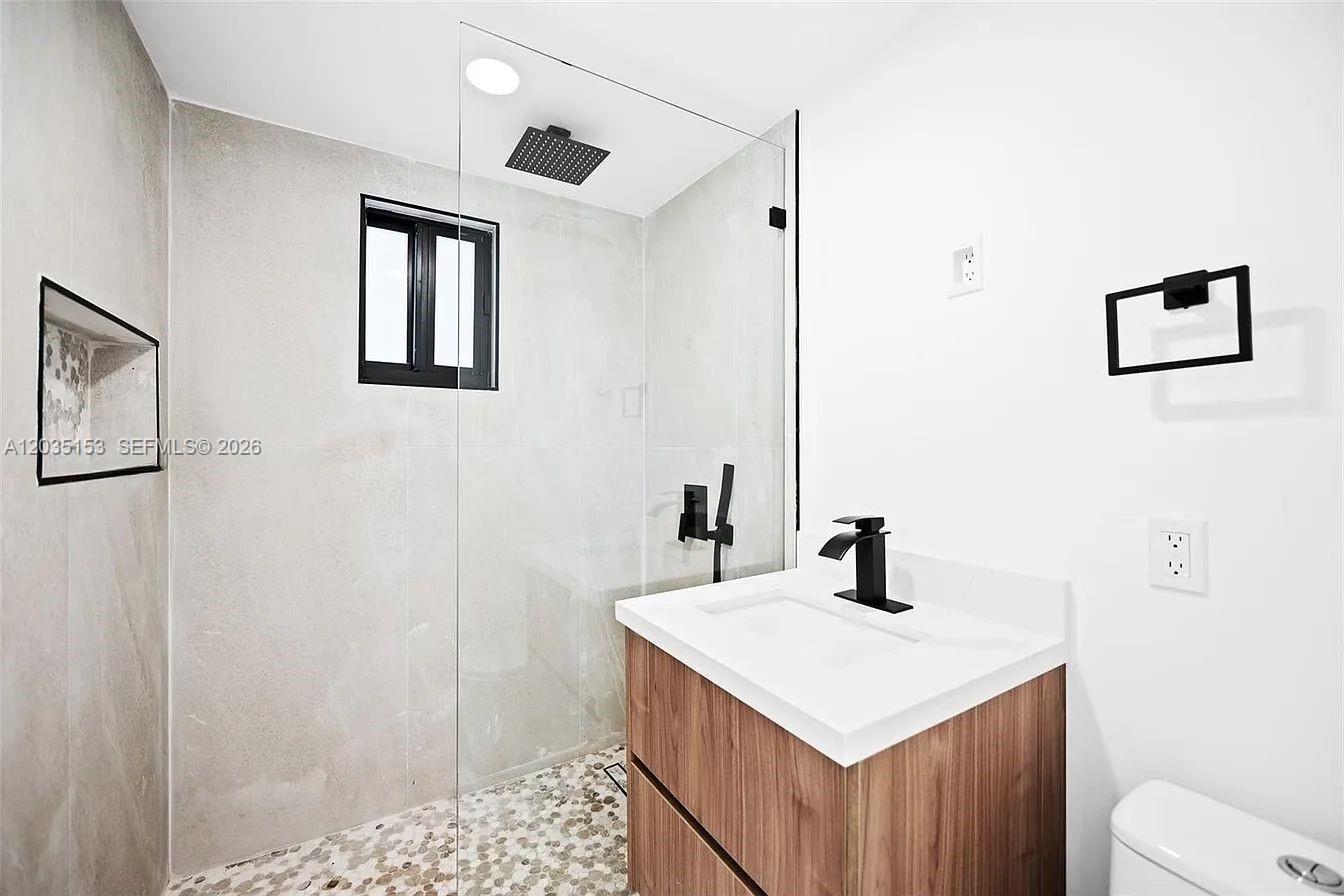 10000 Southwest 43rd Street Miami, FL 33165 - Photo 11 of 21