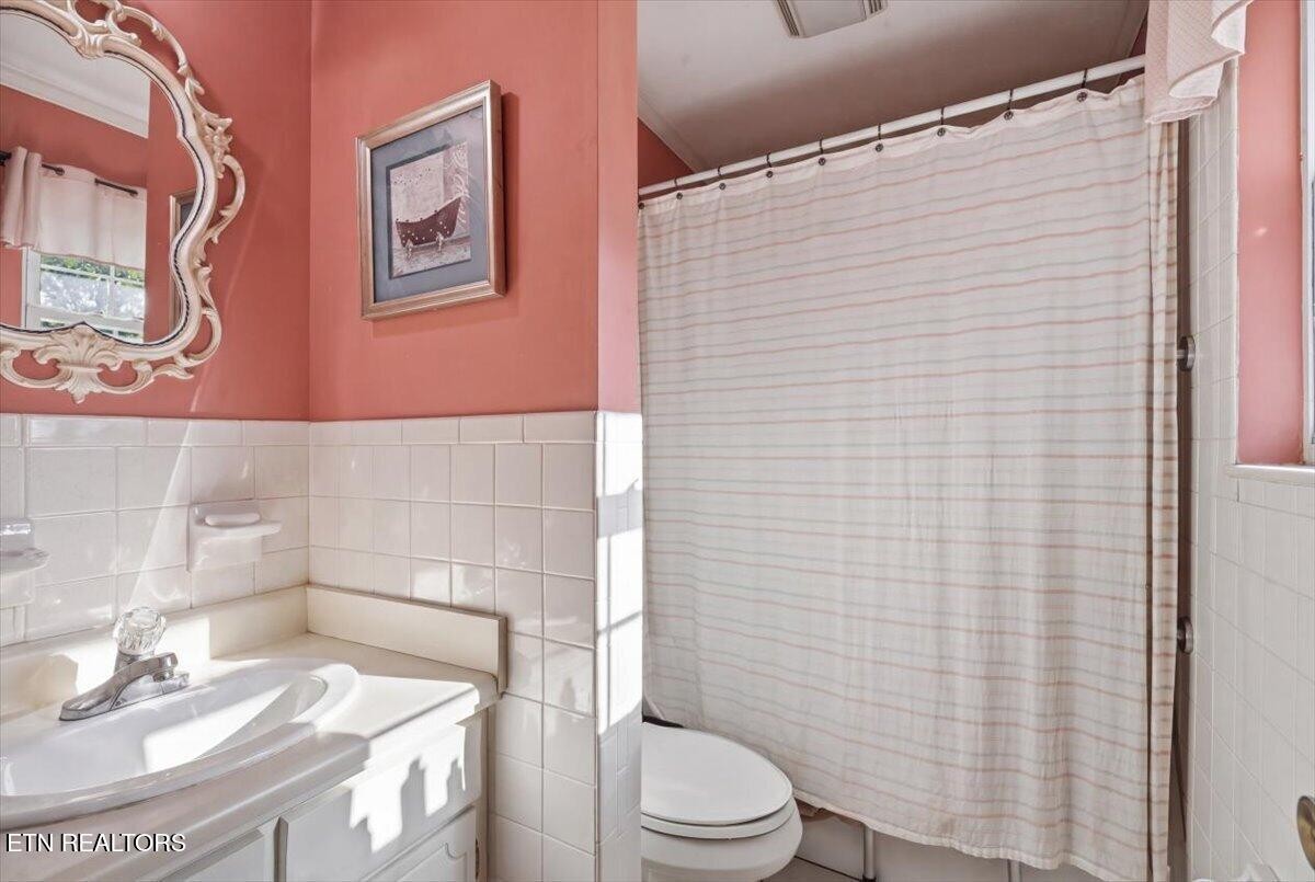 816 Kevin Road Knoxville, TN 37923 - Photo 18 of 26 Gallery Image 18