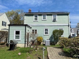 22 Ruggles Street Quincy, MA 02169 - Photo 4 of 42 Gallery Image 4