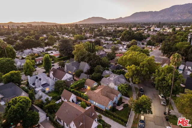 $1,399,000 | 267 South Roosevelt Avenue, Pasadena, CA 91107