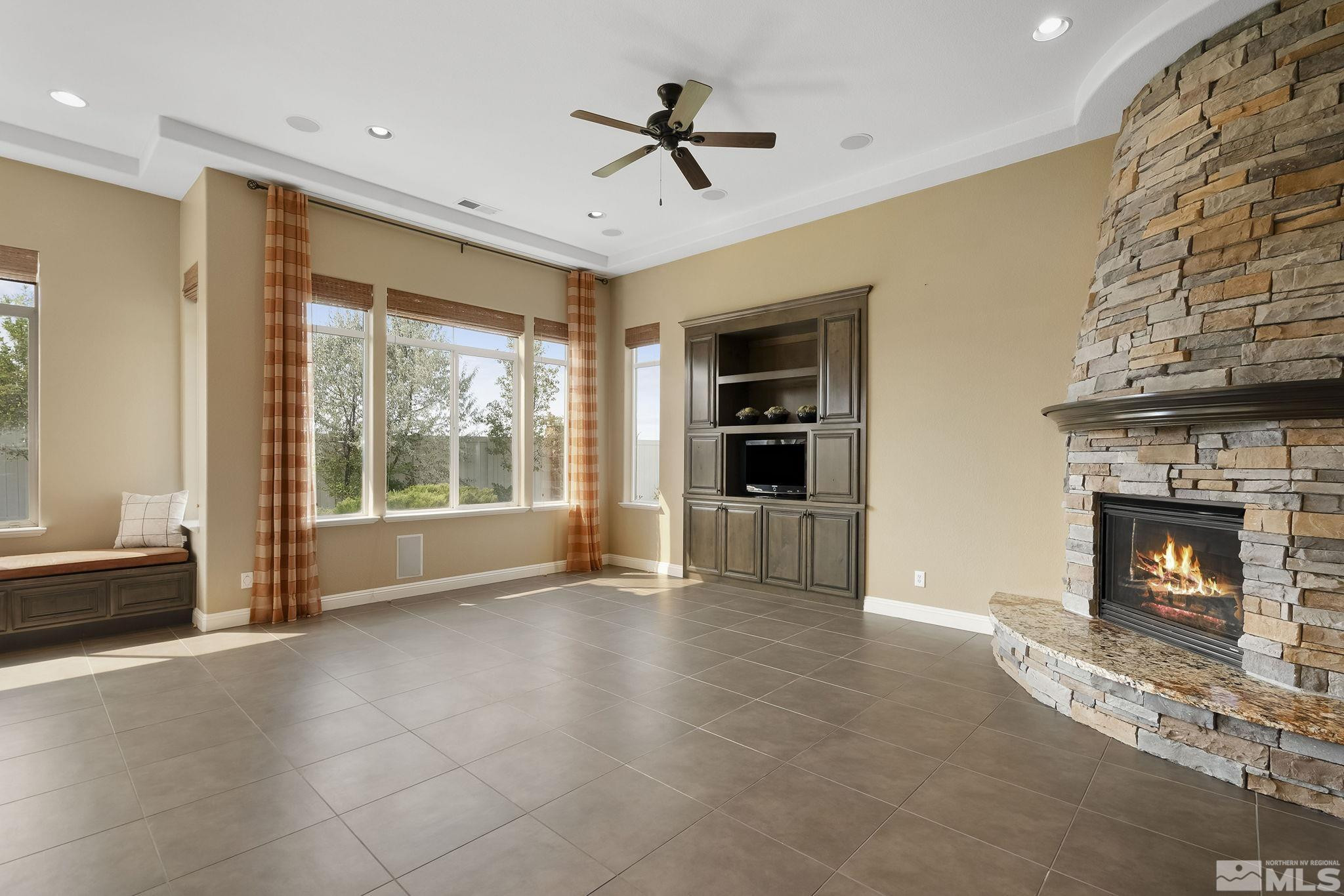 2650 Brentina Court Reno, NV 89521 - Photo 8 of 40 Photo 8