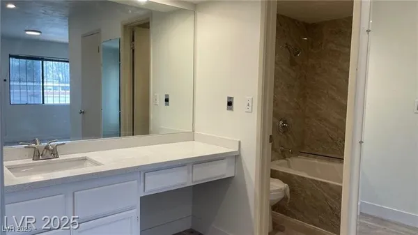 $1,350 | 1701 East Katie Avenue, Unit 91, Las Vegas, NV 89119