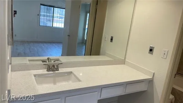 $1,350 | 1701 East Katie Avenue, Unit 91, Las Vegas, NV 89119