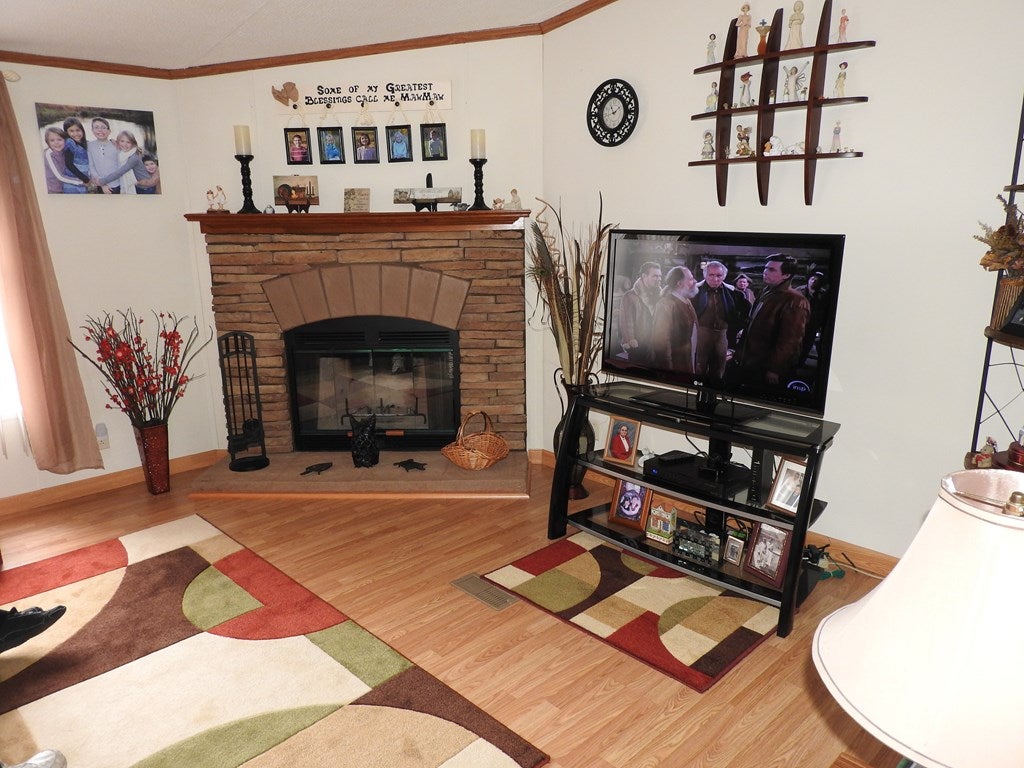 3639 Ivanhoe Road Ivanhoe, VA 24350 - Photo 5 of 14 Gallery Image 5