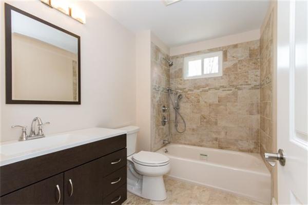 117 Ravenswood Road Waltham, MA 02453 - Photo 8 of 14 Gallery Image 8