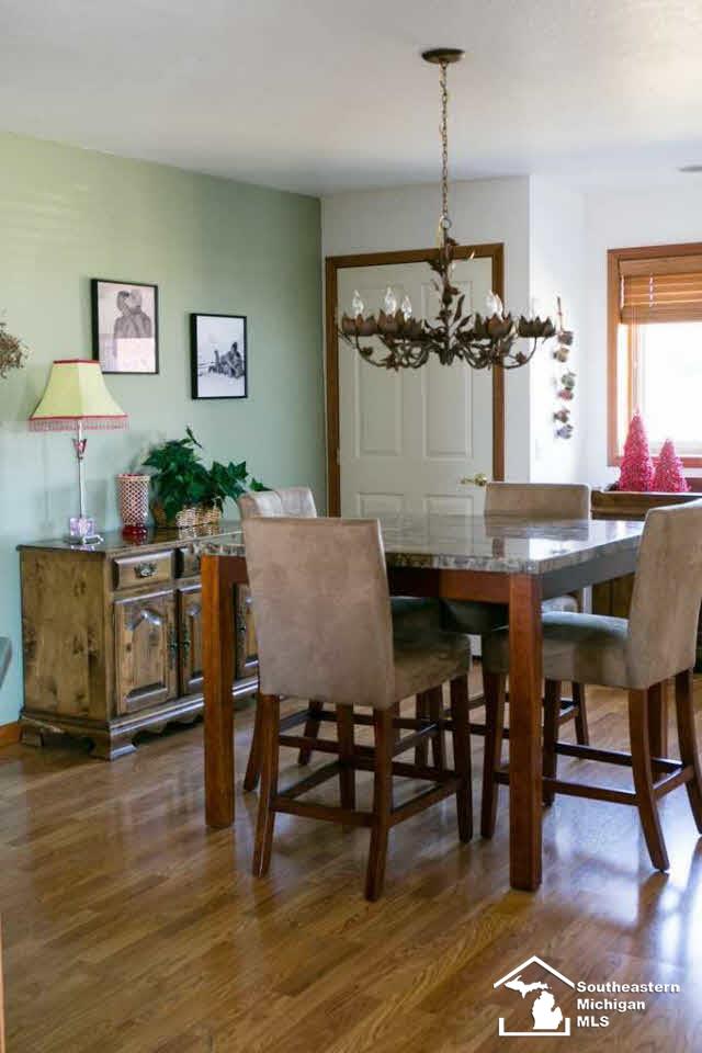 715 East Erie Road Temperance, MI 48182 - Photo 8 of 25 20434313-7.JPG