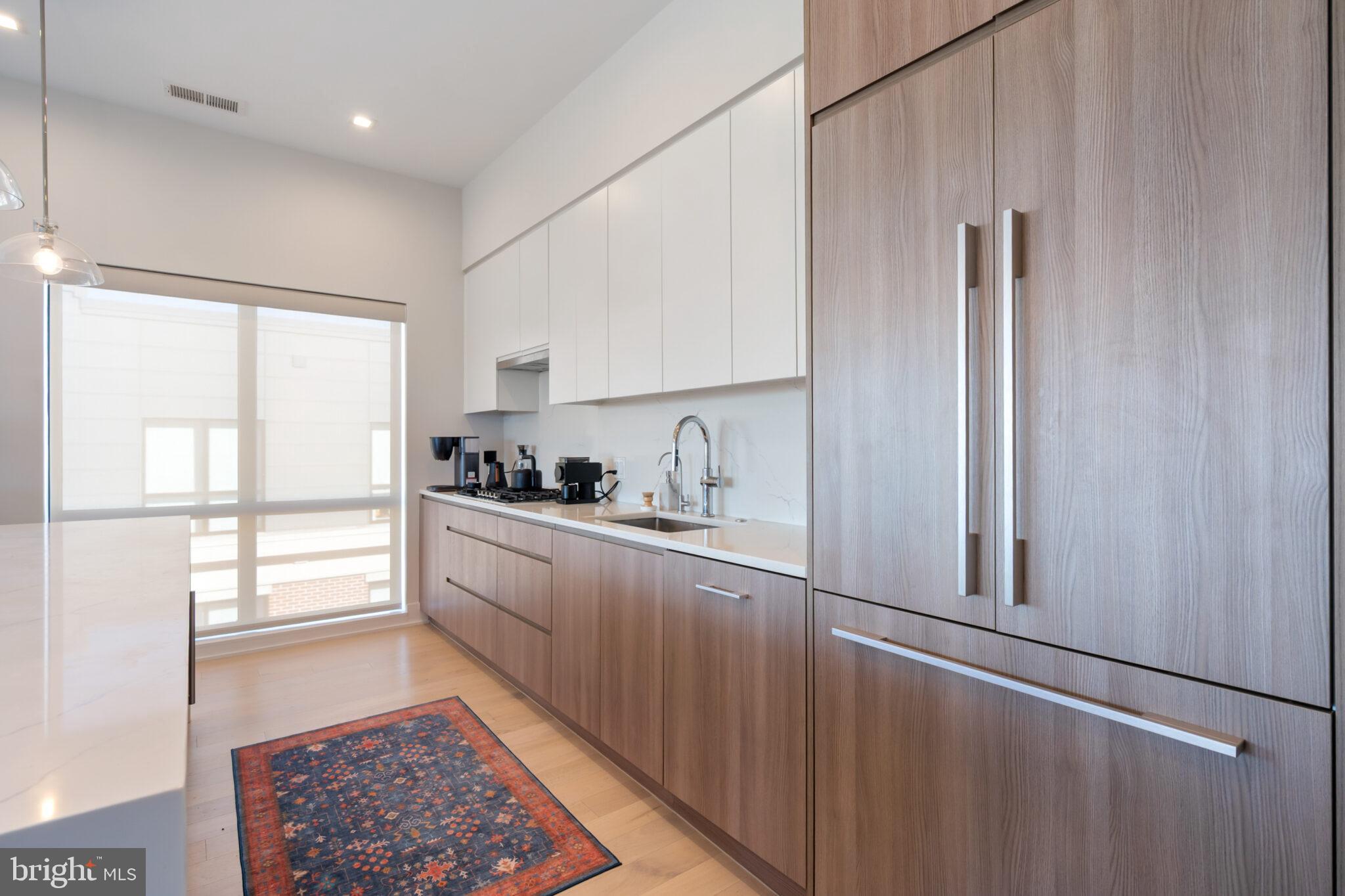 701 Swann Avenue, Unit 611 Alexandria, VA 22301 - Photo 14 of 51