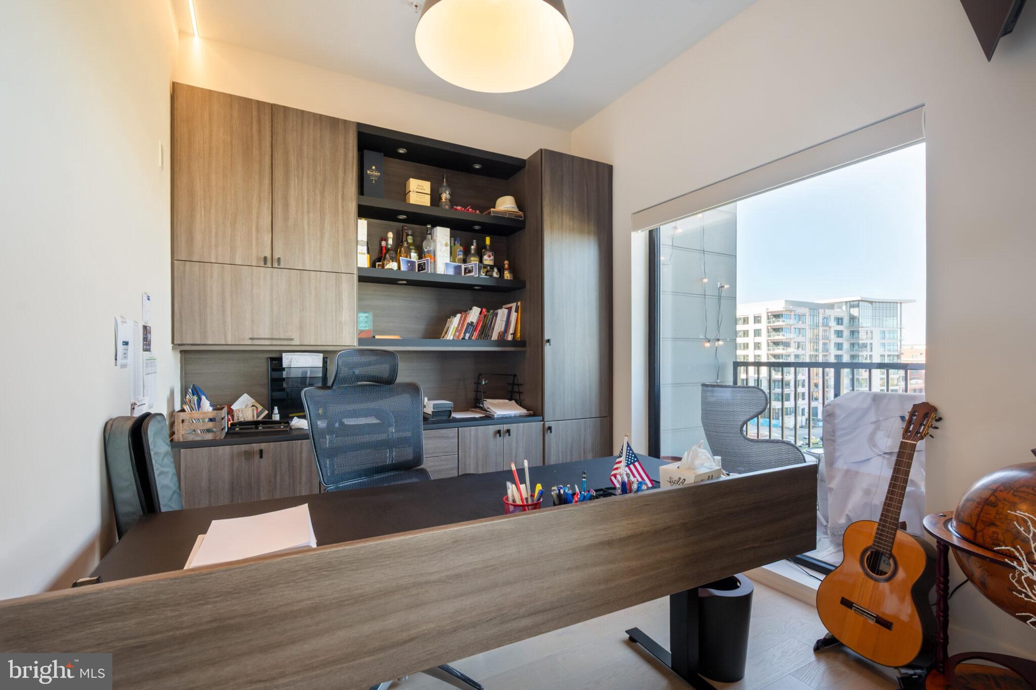 701 Swann Avenue, Unit 611 Alexandria, VA 22301 - Photo 16 of 51