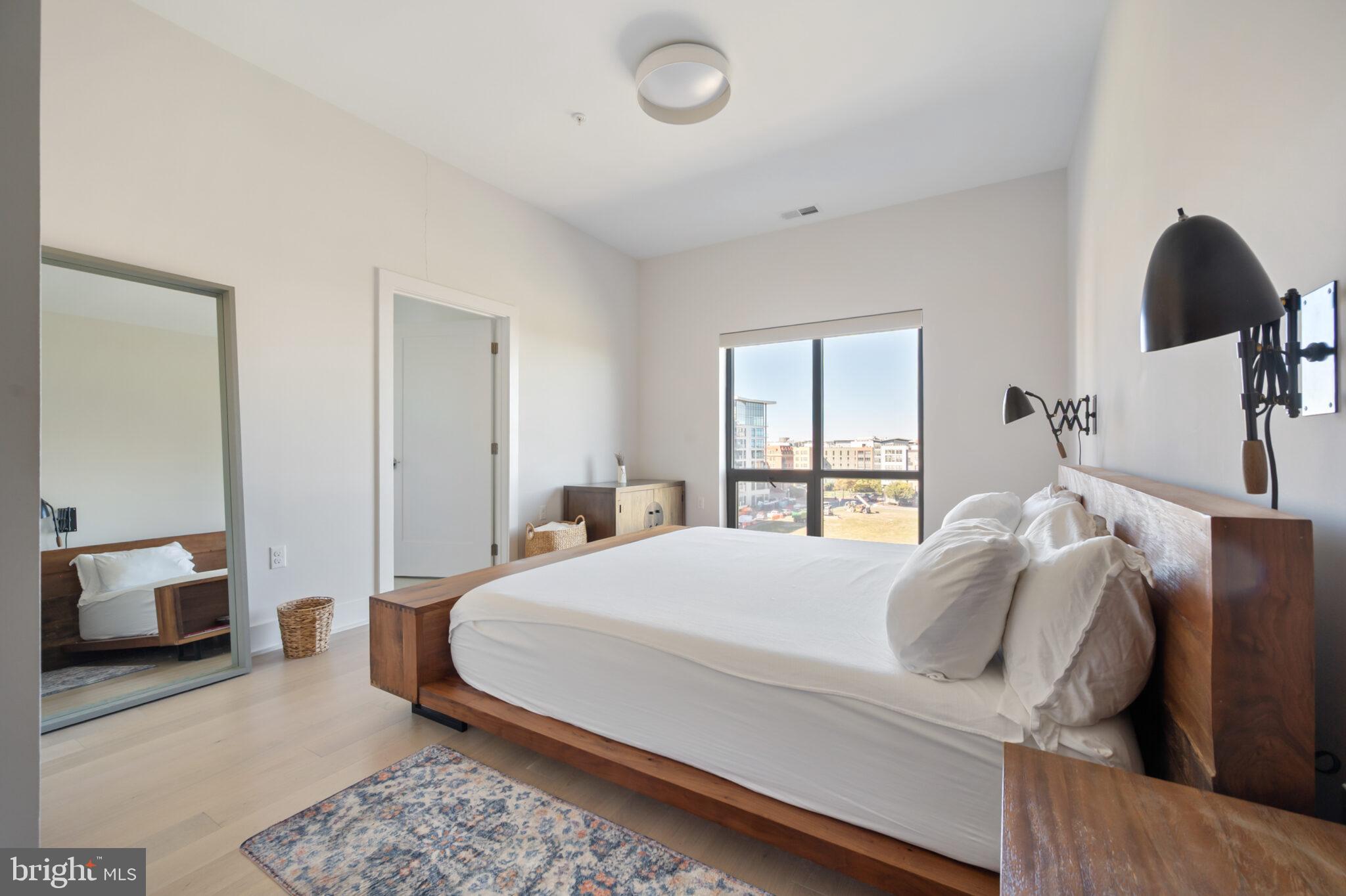 701 Swann Avenue, Unit 611 Alexandria, VA 22301 - Photo 19 of 51