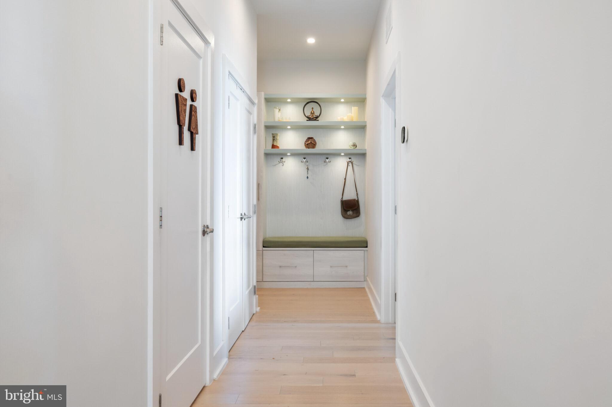 701 Swann Avenue, Unit 611 Alexandria, VA 22301 - Photo 6 of 51