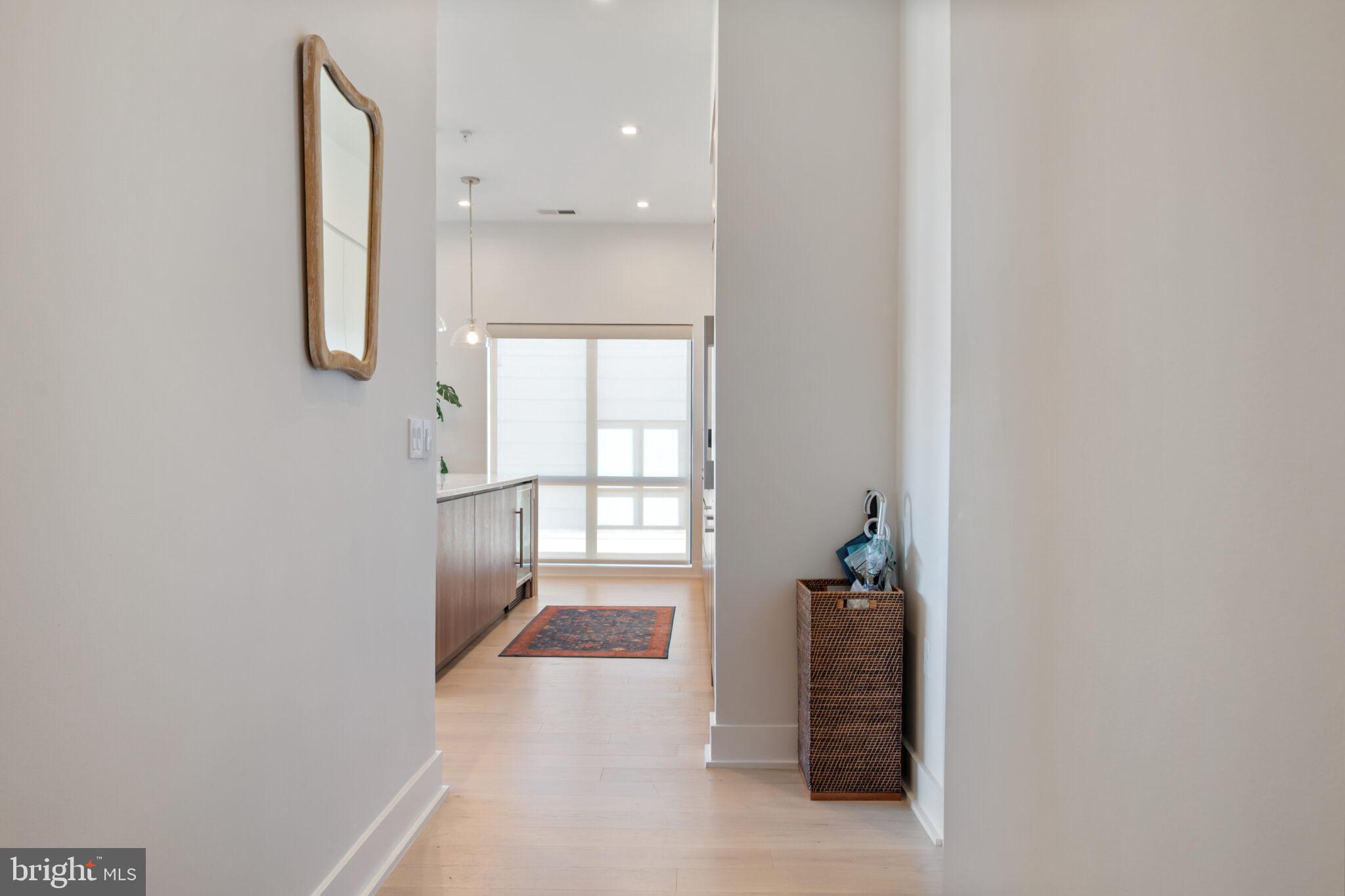 701 Swann Avenue, Unit 611 Alexandria, VA 22301 - Photo 7 of 51