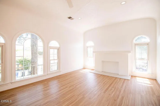 $4,195 | 5166 Packard Street, Los Angeles, CA 90019