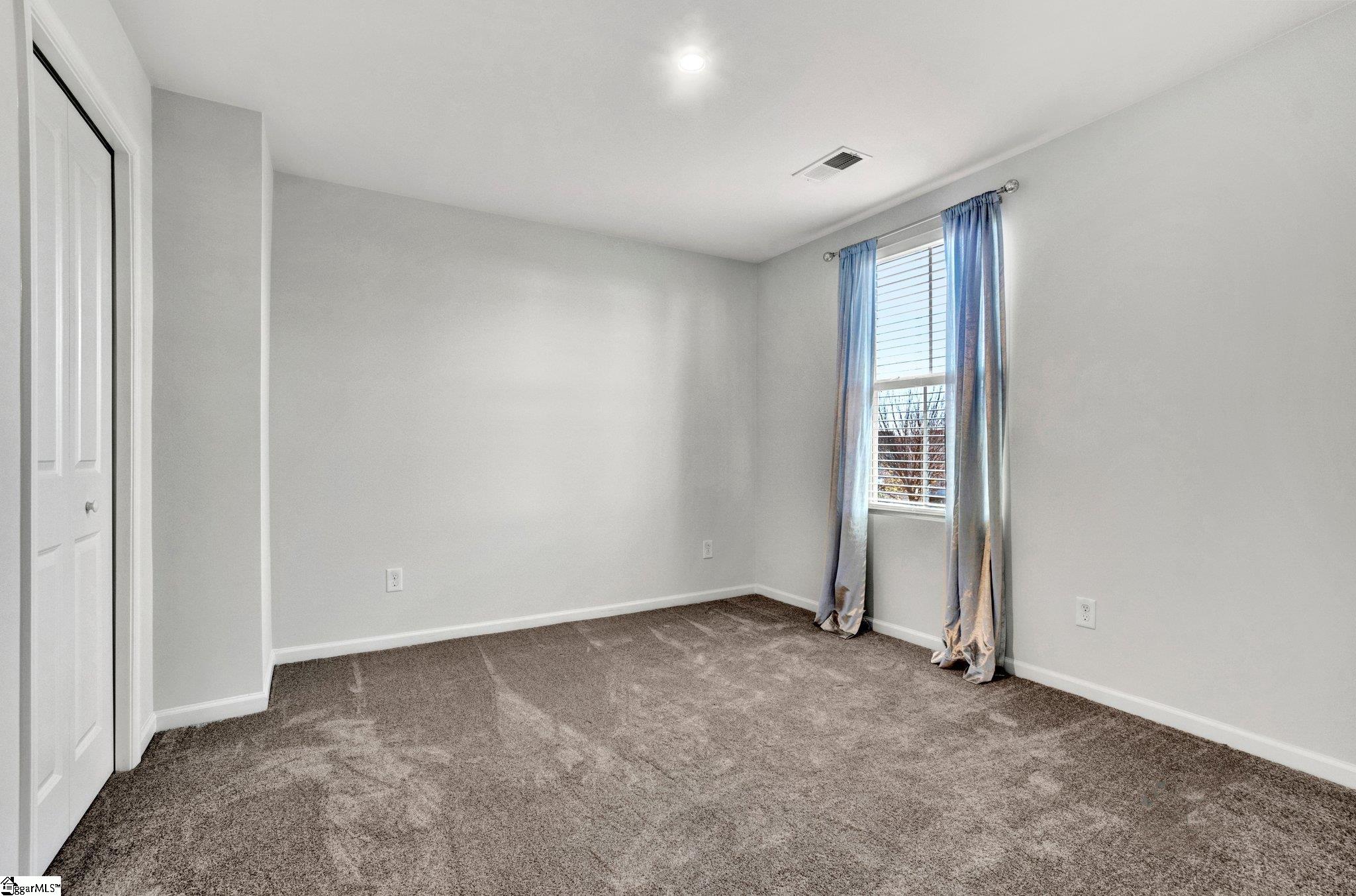 11 Tattershall Road Greenville, SC 29605 - Photo 27 of 39