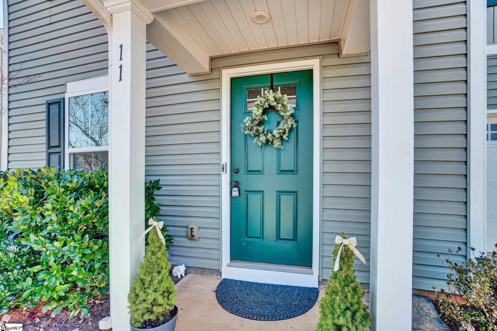 11 Tattershall Road Greenville, SC 29605 - Photo 3 of 39