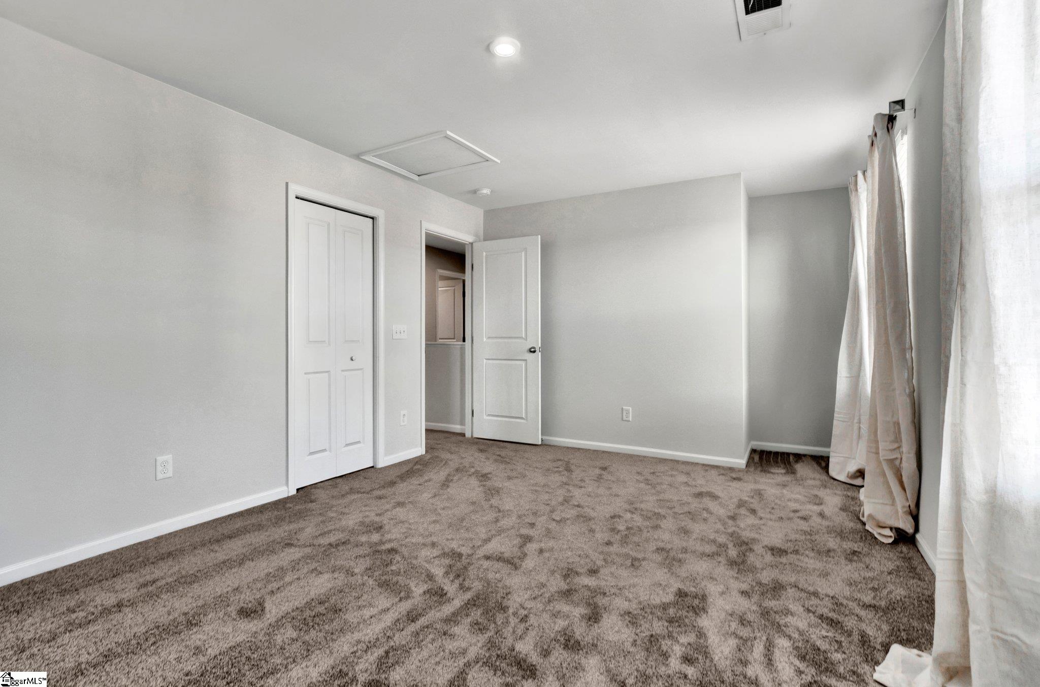 11 Tattershall Road Greenville, SC 29605 - Photo 33 of 39