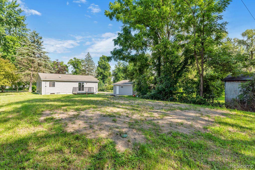 5055 Mack Road Howell, MI 48855 - Photo 24 of 26 Gallery Image 24