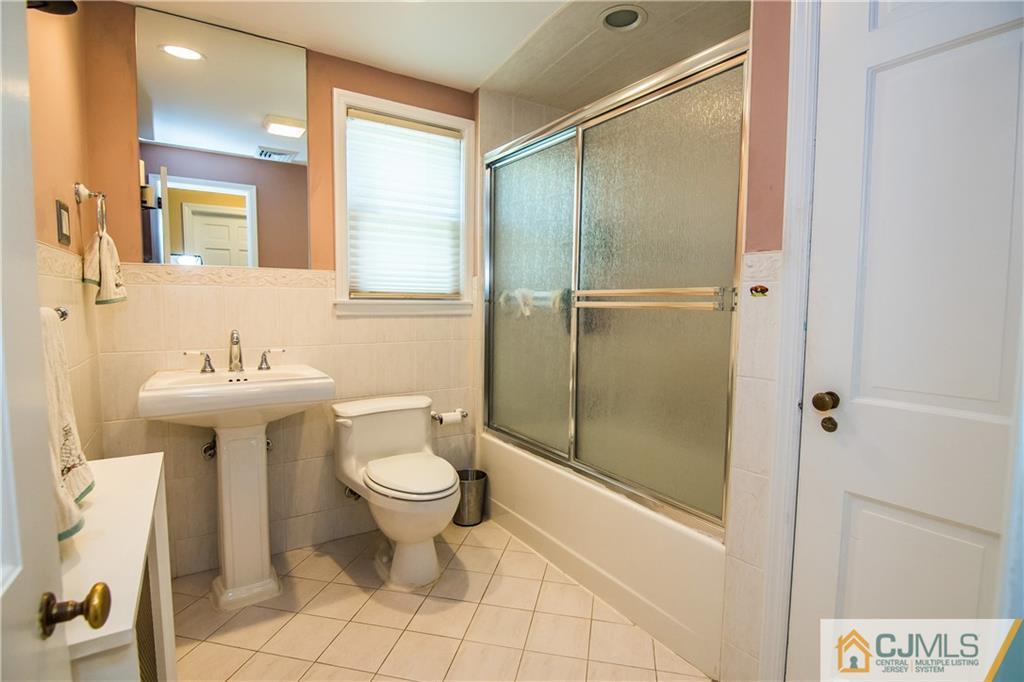 37 Weldon Road Matawan, NJ 07747 - Photo 18 of 23 Gallery Image 18