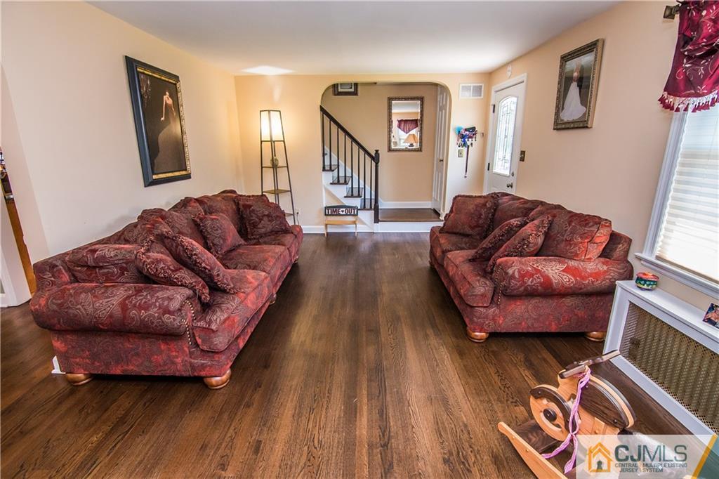 37 Weldon Road Matawan, NJ 07747 - Photo 3 of 23 Gallery Image 3