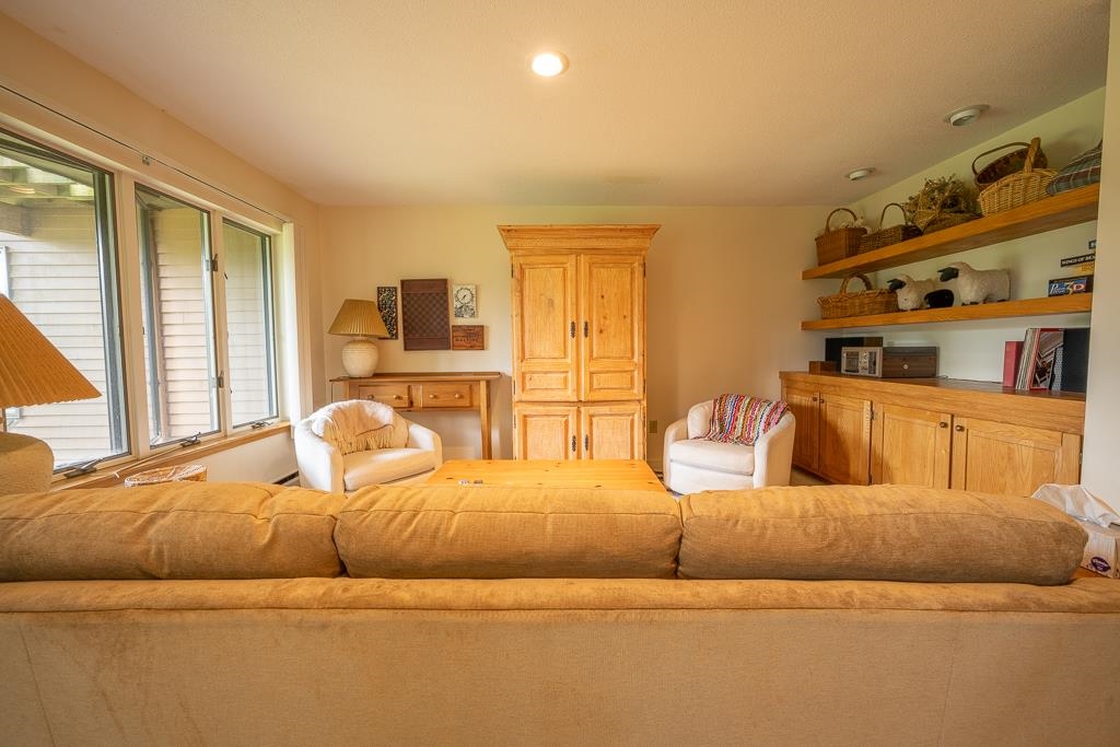 1140 Murphys Road, Unit 2D Hartford, VT 05059 - Photo 31 of 40 Gallery Image 31