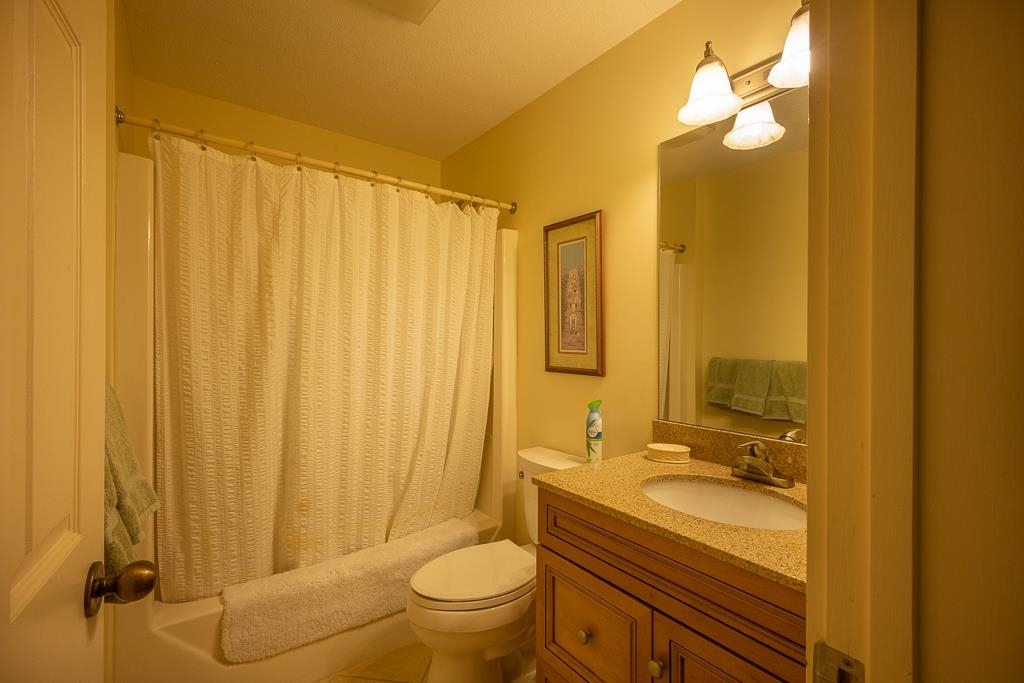 1140 Murphys Road, Unit 2D Hartford, VT 05059 - Photo 37 of 40 Gallery Image 37