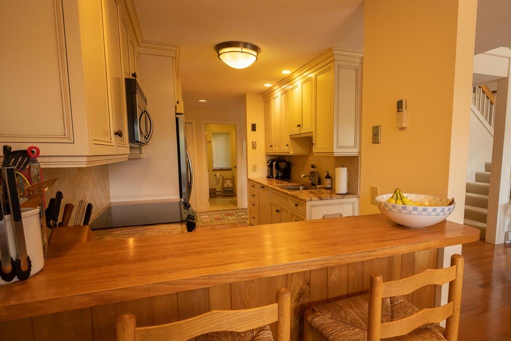 1140 Murphys Road, Unit 2D Hartford, VT 05059 - Photo 6 of 40 Gallery Image 6