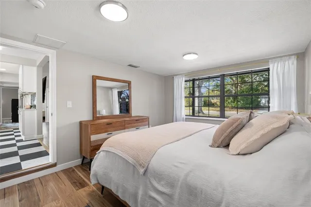 $439,000 | 3301 55th Street North, St. Petersburg, FL 33710