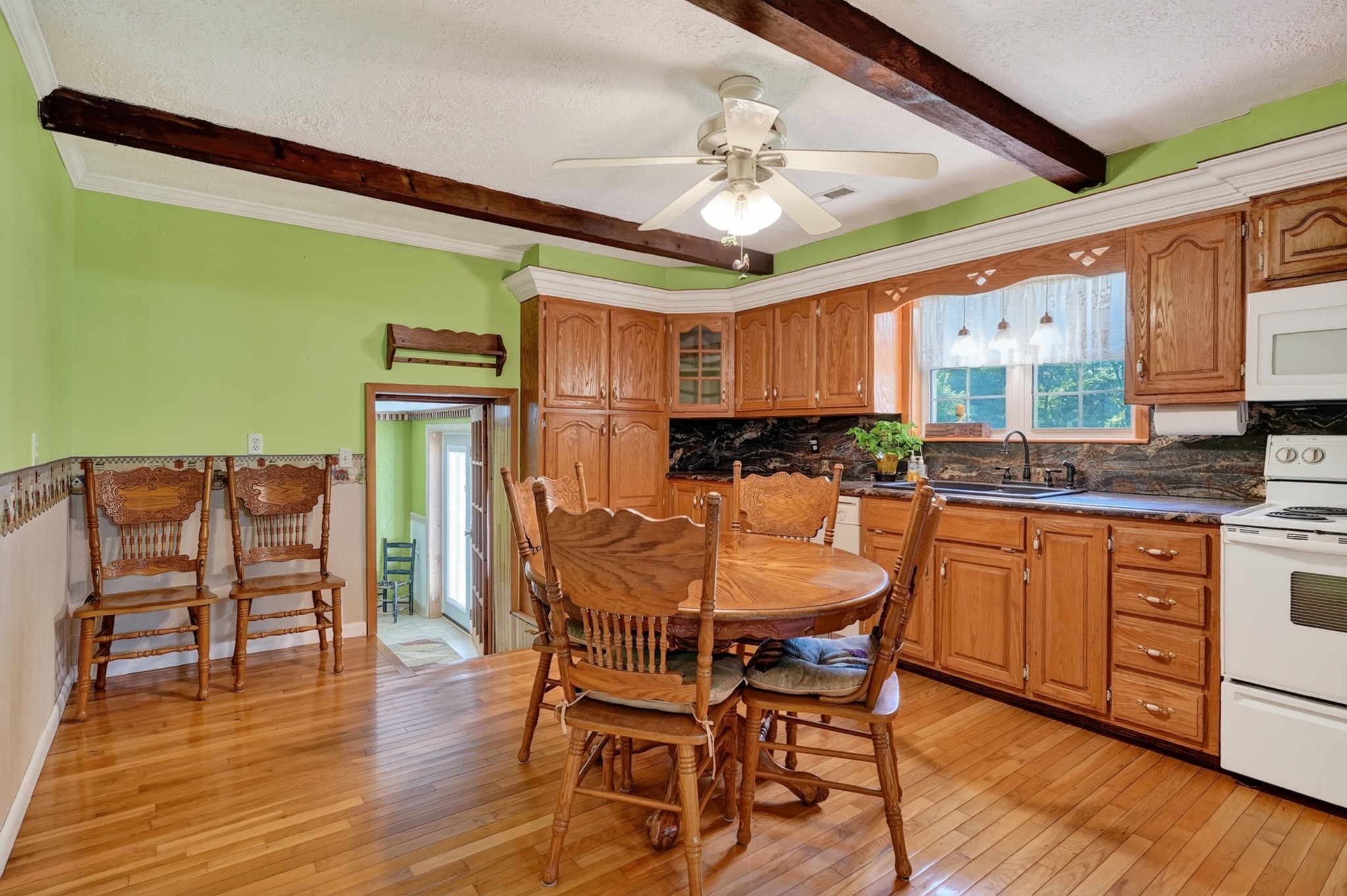 143 Fisk Road Livingston, TN 38570 - Photo 5 of 59 Gallery Image 5
